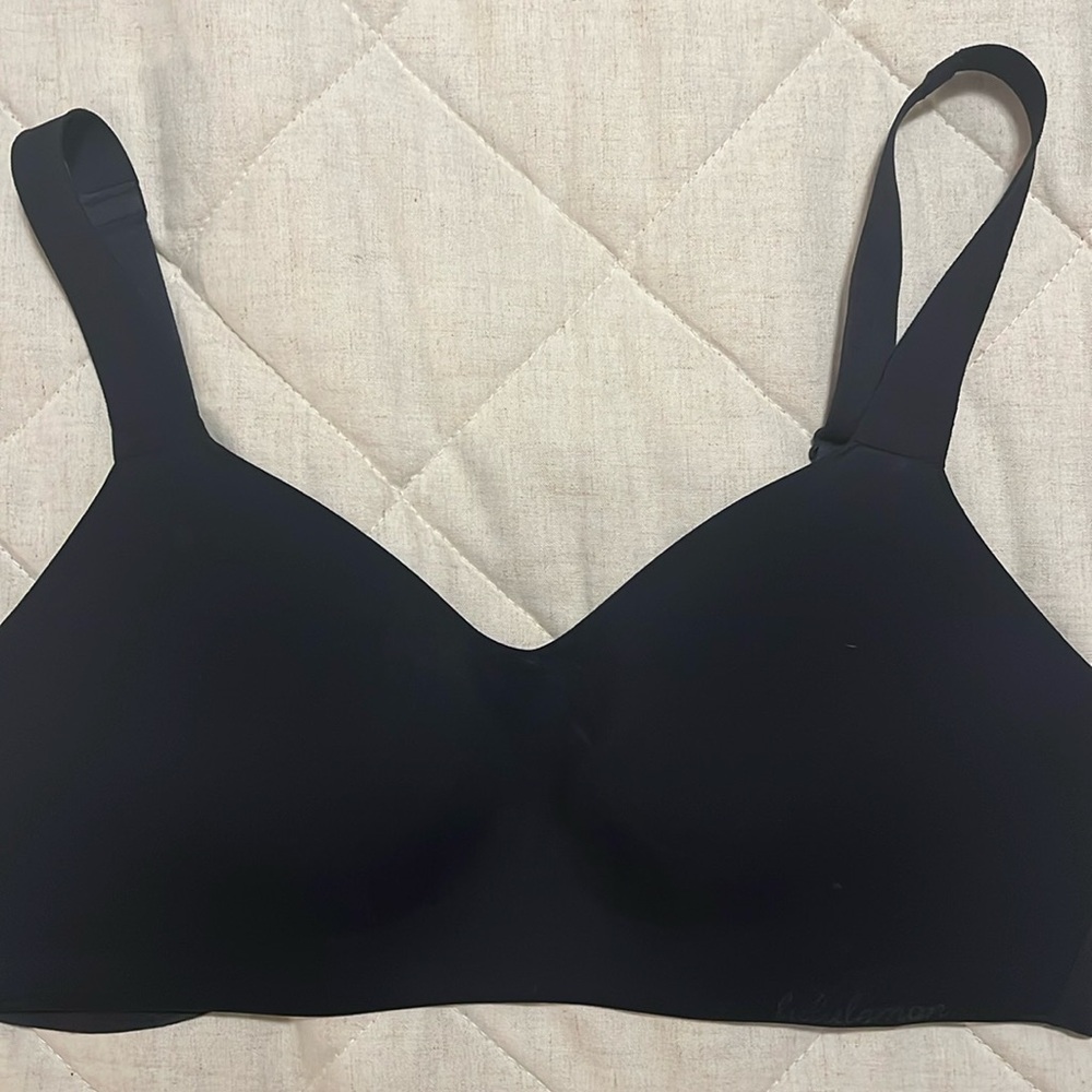 Lululemon bra